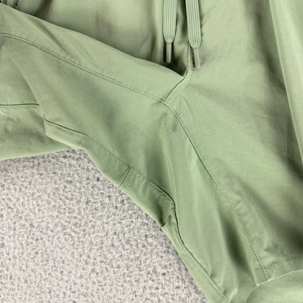 Ten Thousand Interval Short Mens M Green Lined 7 Inch Inseam Training Gym Active